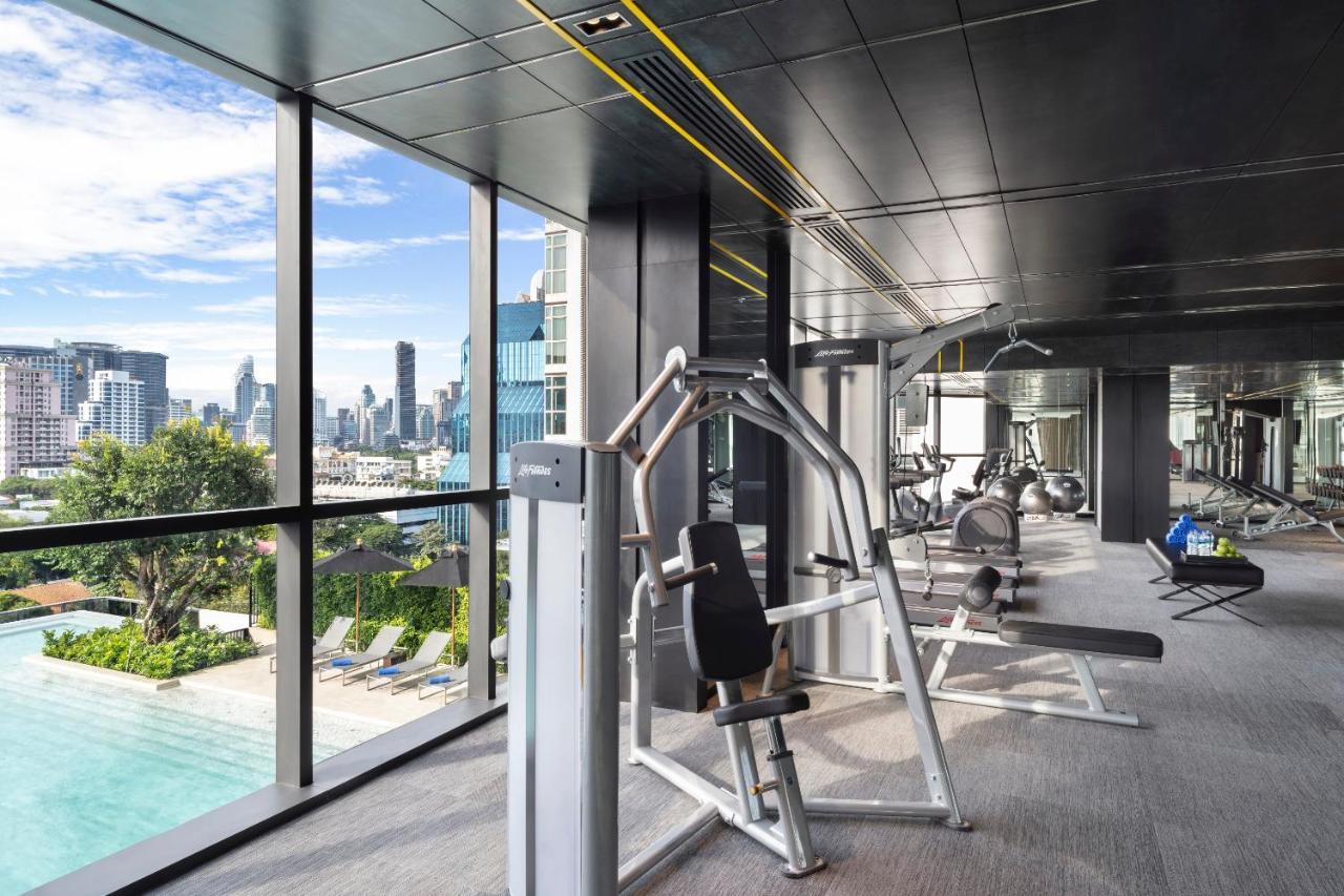 Ascott Embassy Sathorn Bangkok Hotel Екстериор снимка The gym at the 1080 Residences