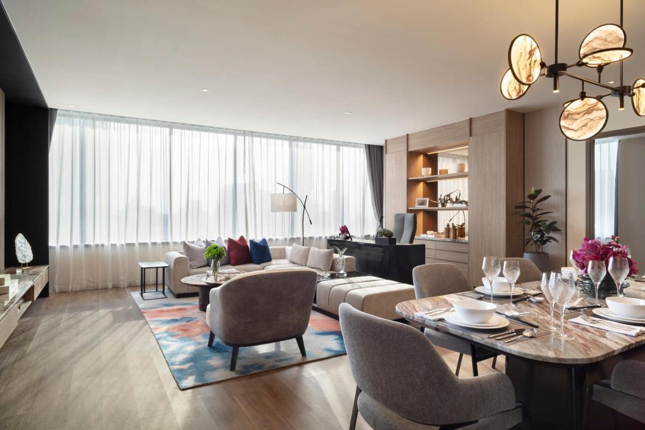 Ascott Embassy Sathorn Bangkok Hotel Екстериор снимка A suite at the hotel