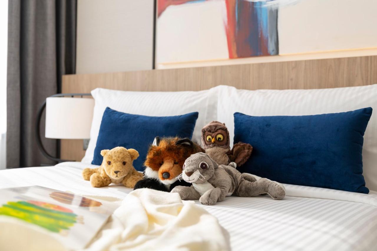 Ascott Embassy Sathorn Bangkok Hotel Екстериор снимка The Wild Animal Sanctuary's plush toys