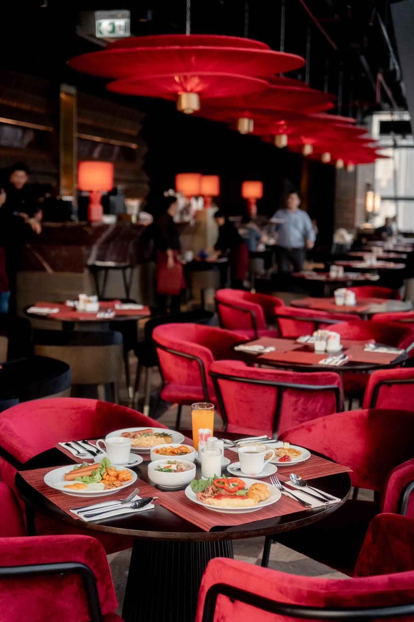 Ascott Embassy Sathorn Bangkok Hotel Екстериор снимка The interior of the restaurant